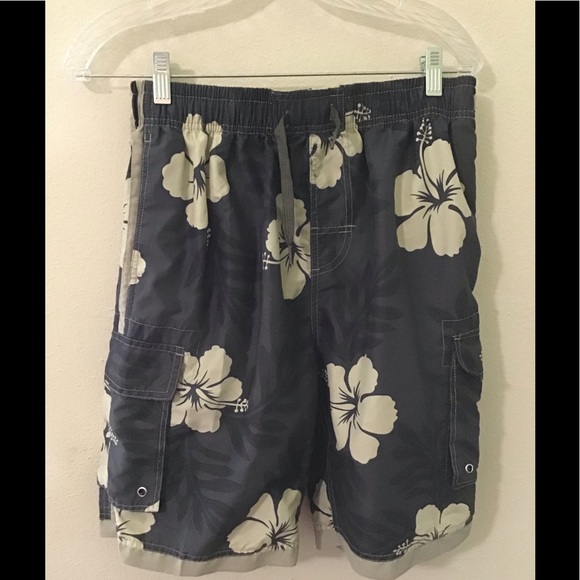 Men’s Hawaiian Print Swim Trunks - Picture 3 of 16
